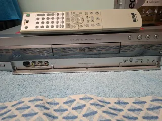 Grabador DVD SONY de ALTA GAMA. RDR-GX300