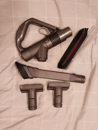 Aspiradora Dyson con Accesorios