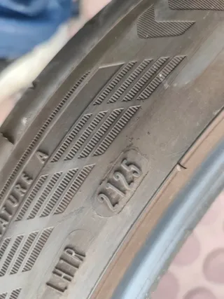 4 Neumáticos Goodyear 245/45/19 102y