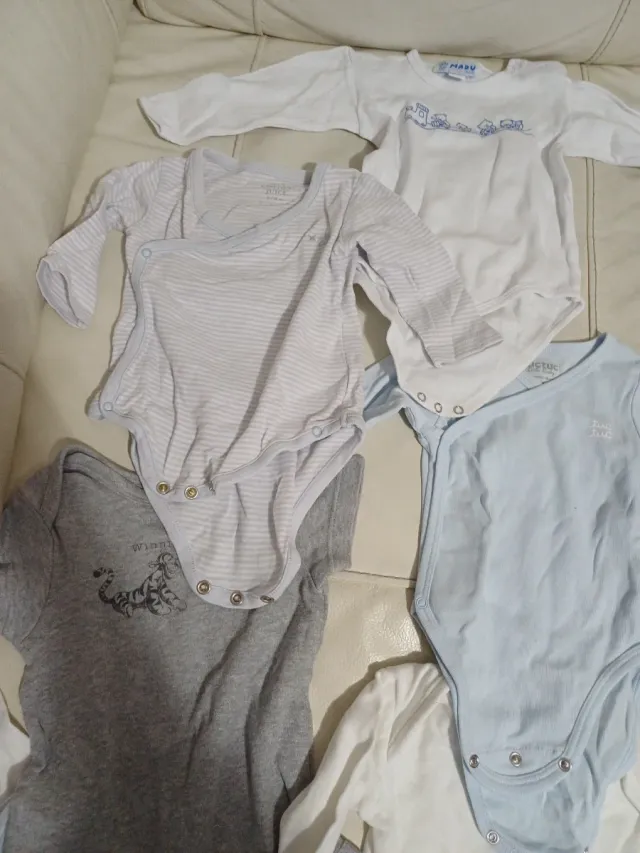 Lote 10 bodys niño 3-6 meses
