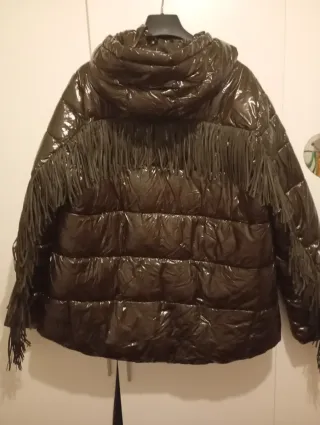 Chaquetón verde oliva brillante