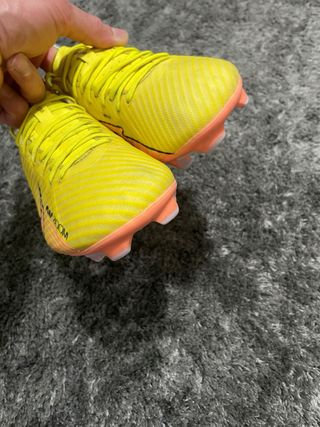 Chuteiras Nike Mercurial Vapor 15 Academy FG/MG