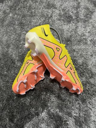 Chuteiras Nike Mercurial Vapor 15 Academy FG/MG