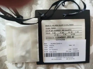 Vestido fiesta Pronovias Hilaria fucsia.