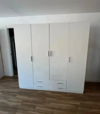 Armario blanco 6 puertas y 4 cajones