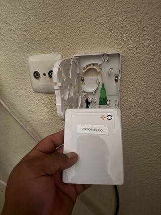 REPARACION ELECTRICAS Y TELECOMUNICACIONES