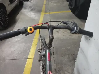 Bicicleta de montaña de chica, 24 pulgadas.