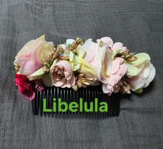 Peineta Huertana Flores Rosas y Rojas