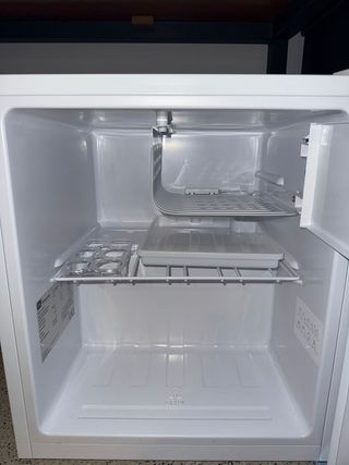 Nevera OK. 41L con congelador