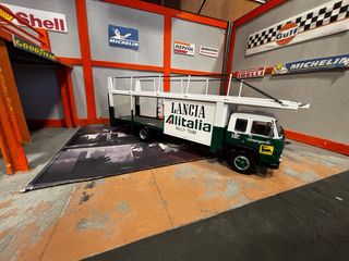 Camión Lancia Rally Team 1:43