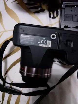 Cámara Panasonic Lumix DMC-FZ45 Negra