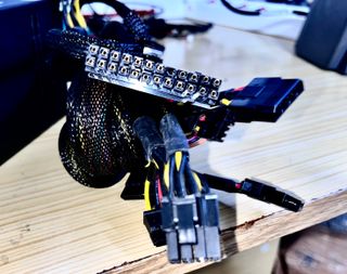 Fuente de alimentación 700W TooQ