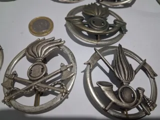 Lote 12 insignias militares Italia Vintage