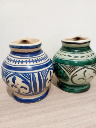 Jarras de cerámica decoradas