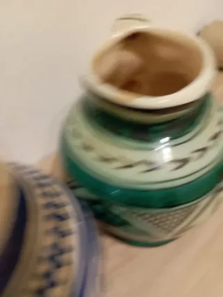 Jarras de cerámica decoradas