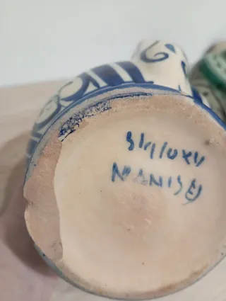 Jarras de cerámica decoradas