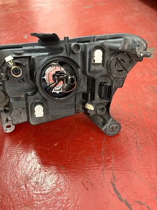 Faro Dcho Dacia Sandero/Logan