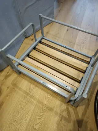 Puff cama naranja de tela