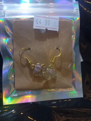 Pendientes hechos a mano