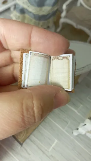 Libro miniatura 1:12 Pelle - Manoscritto