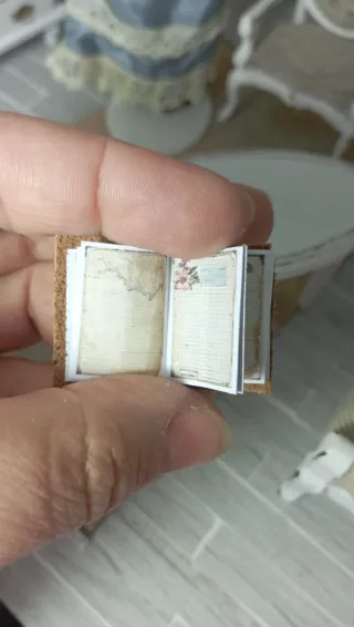 Libro miniatura 1:12 Pelle - Manoscritto