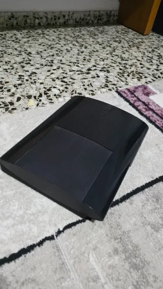 Consola PlayStation 3 + 2 Mandos