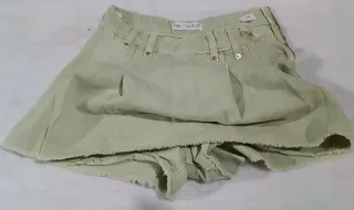 Lote 6 pantalones cortos y 1 falda T12
