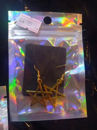 Pendientes de moda dorados y plateados