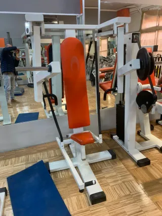 Máquina Gimnasio Pecho Frontal