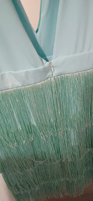 Vestido turquesa flecos