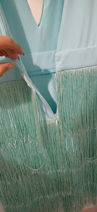 Vestido turquesa flecos