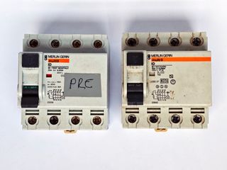 LOTE DE 11 DIFERENCIALES Y MAGNETOTERMICOS MERLIN