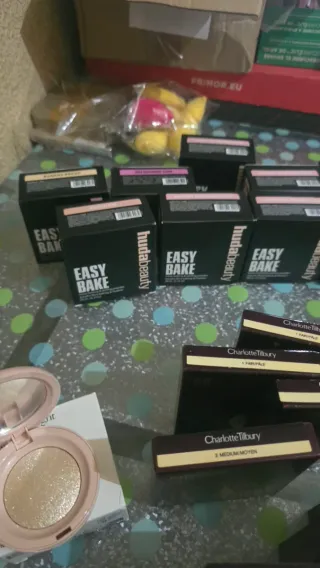 Charlotte Tilbury Maquillaje