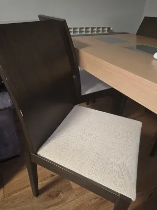 Mesa comedor y 4 sillas