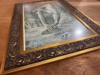 Lámina “Mujer planchando” Picasso con marco dorado