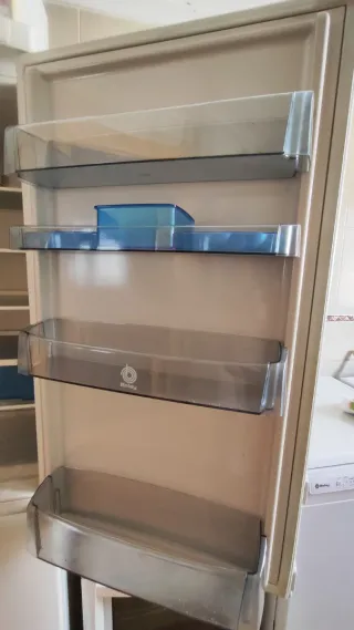Frigorífico Balay blanco. No funciona congelador