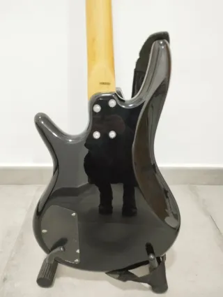 Bajo Ibanez Gio Soundgear Negro