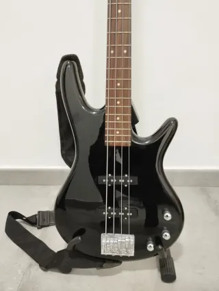 Bajo Ibanez Gio Soundgear Negro