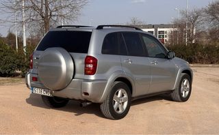 Toyota RAV4 2004