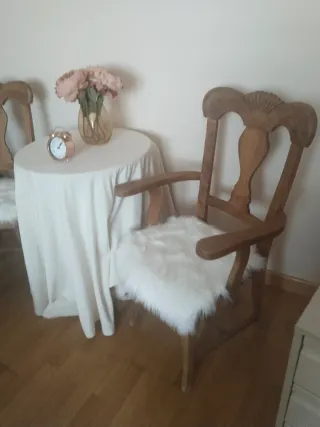 Mesa camilla con 2 sillones