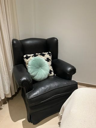 Poltrona relax in pelle nera
