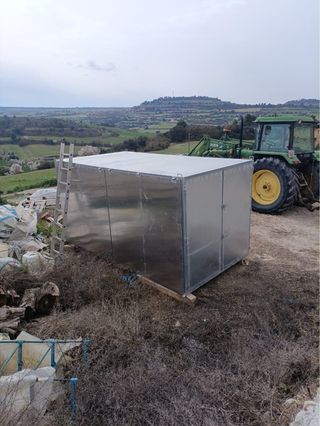 Caja portátil para camión o almacén