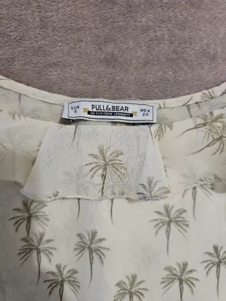 Blusa Pull&Bear palmeras S