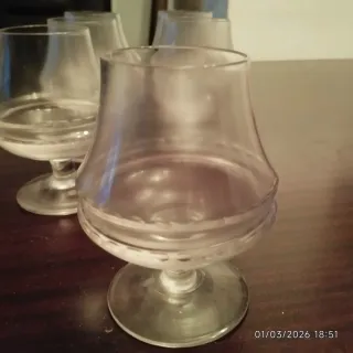Juego  Vasos Vidrio Morado y Transparente
