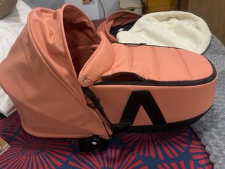 Babyzen YOYO Capazo Coral + Pack Newborn