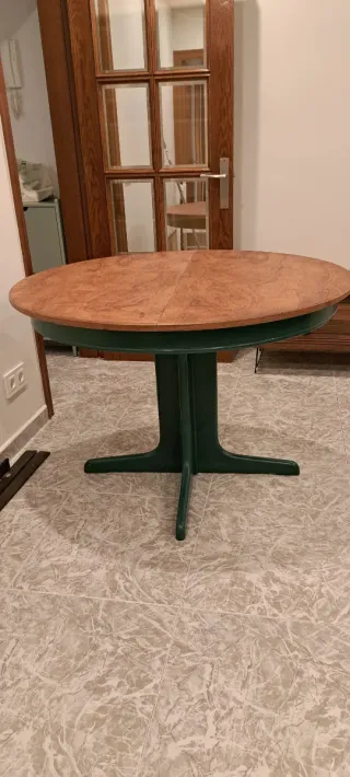 Tavolo da pranzo estensibile in legno e vetro