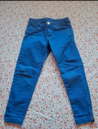 Lote Ropa Zara Niña T3: Camiseta, Short y Vaquero