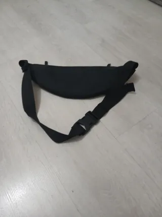 Riñonera Nike Negra