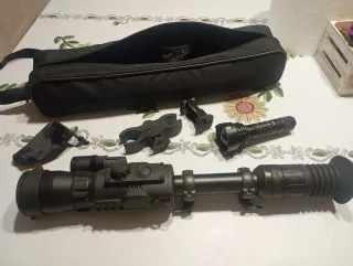 Visor Nocturno Yukon Photon RT 6x50S