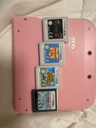 Nintendo 2DS Rosa + 4 Juegos + Cargador